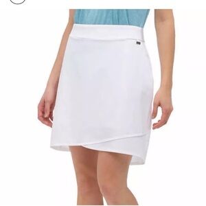 NEW Greg Norman collection women’s skort